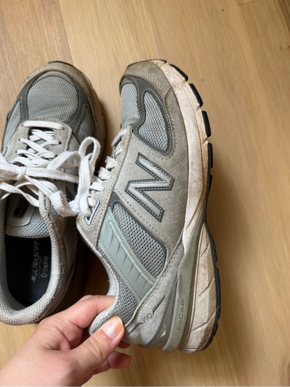 New Balance Women's 990v5 Sneakers in Gray and White - Picture 5 of 9
